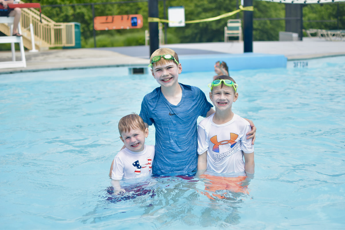 Alligator's Creek Aquatic Center City of O'Fallon, Missouri