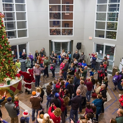 Help Santa and Mayor Bill Hennessy count down to the lighting of our enormous tree!